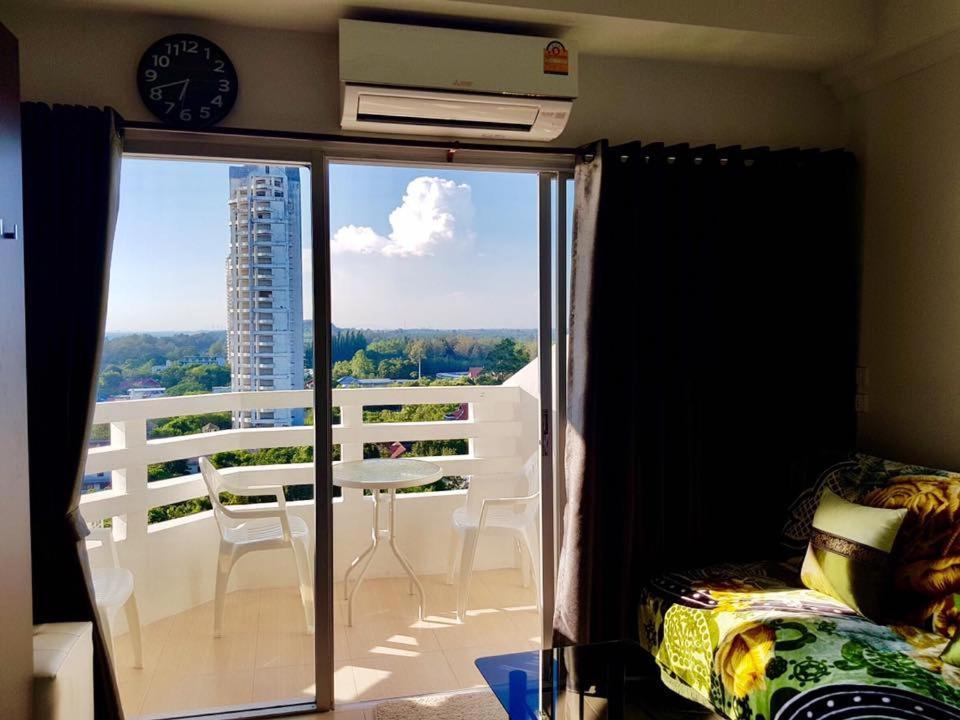 Rayong Condochain 325 * 班佩